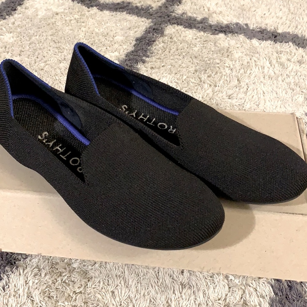 Size 6.5 Black Rothy’s - Loafers